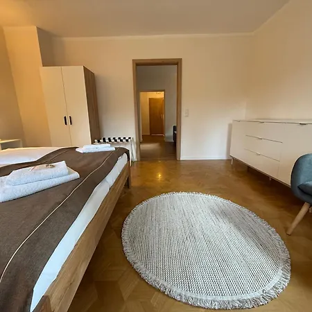 Weberhaus 公寓 塞芬